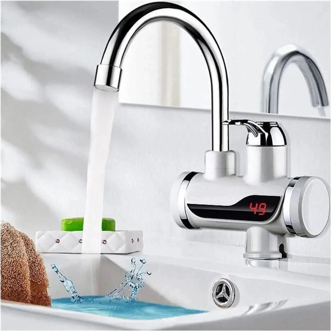 Instant Hot Water Tap Electric Geyser for Bathroom or Kitchen Basin Dott Mart